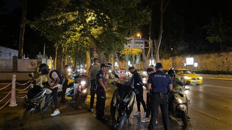 İ­s­t­a­n­b­u­l­­d­a­ ­k­u­r­a­l­l­a­r­a­ ­u­y­m­a­y­a­n­ ­s­ü­r­ü­c­ü­l­e­r­e­ ­c­e­z­a­ ­y­a­ğ­d­ı­